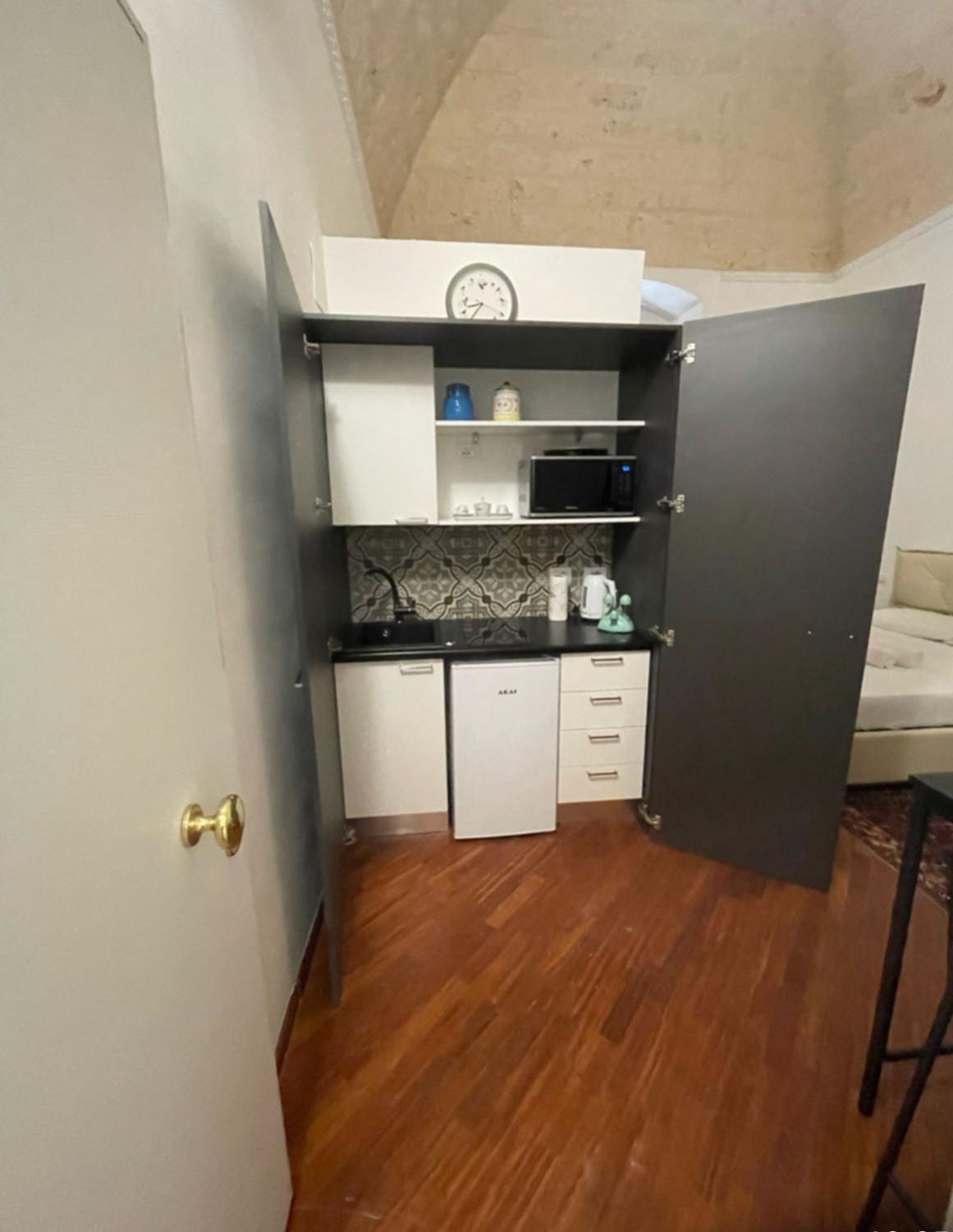 Araba Fenice Apartments - Bari Centro Eksteriør bilde