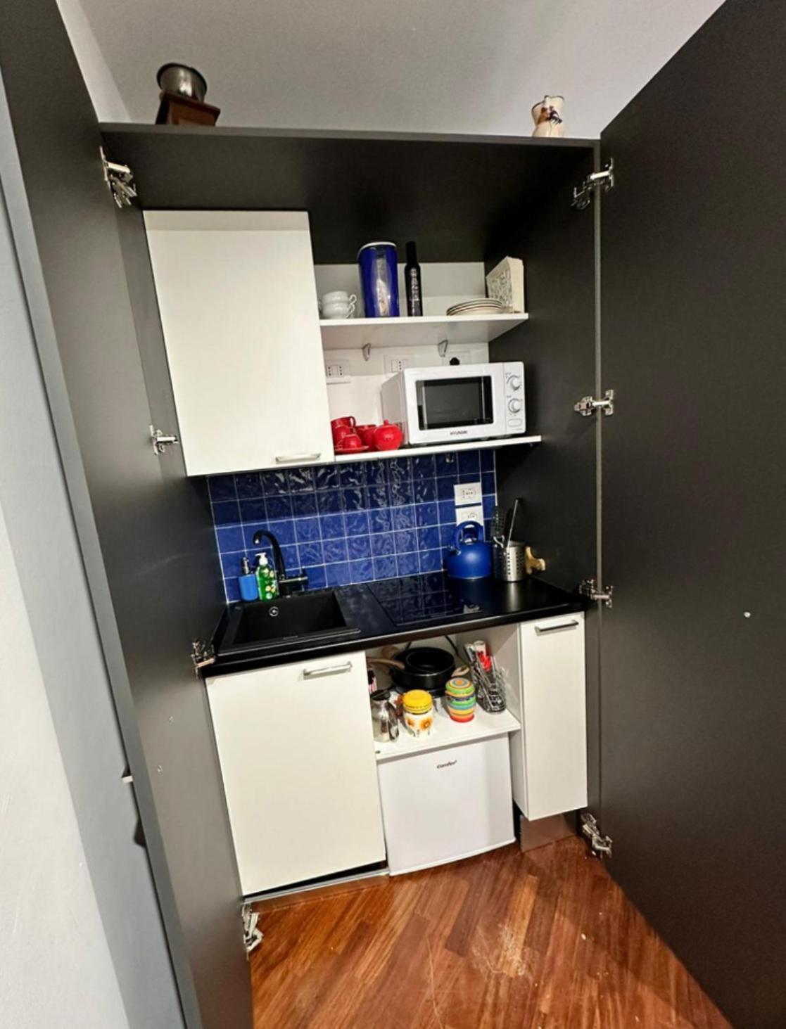 Araba Fenice Apartments - Bari Centro Eksteriør bilde