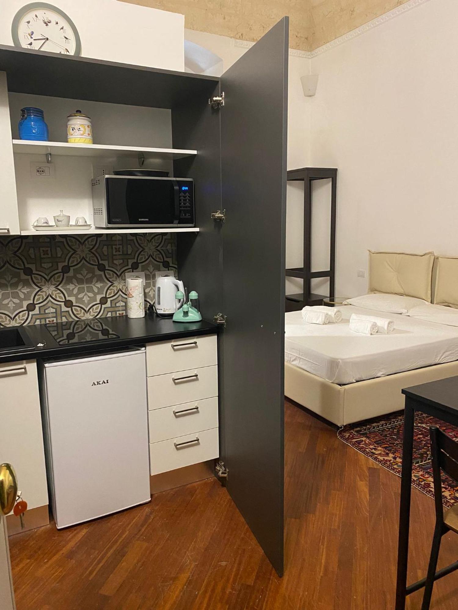 Araba Fenice Apartments - Bari Centro Eksteriør bilde